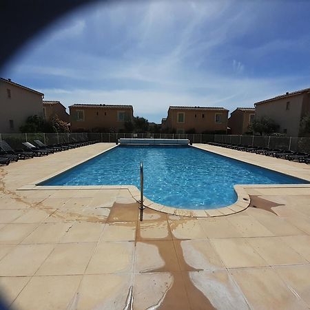 Sous Le Soleil Des Alpilles Apartman Mouries Kültér fotó