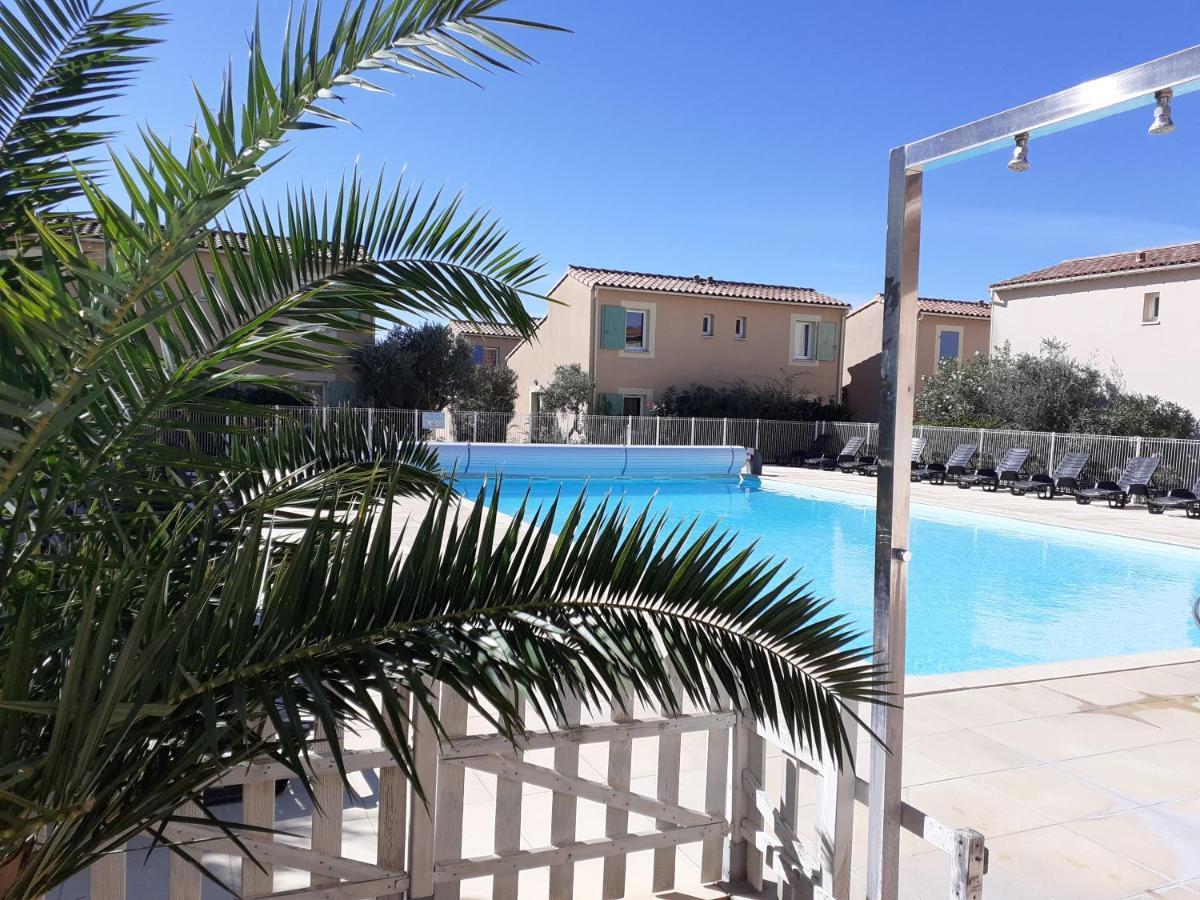 Sous Le Soleil Des Alpilles Apartman Mouries Kültér fotó