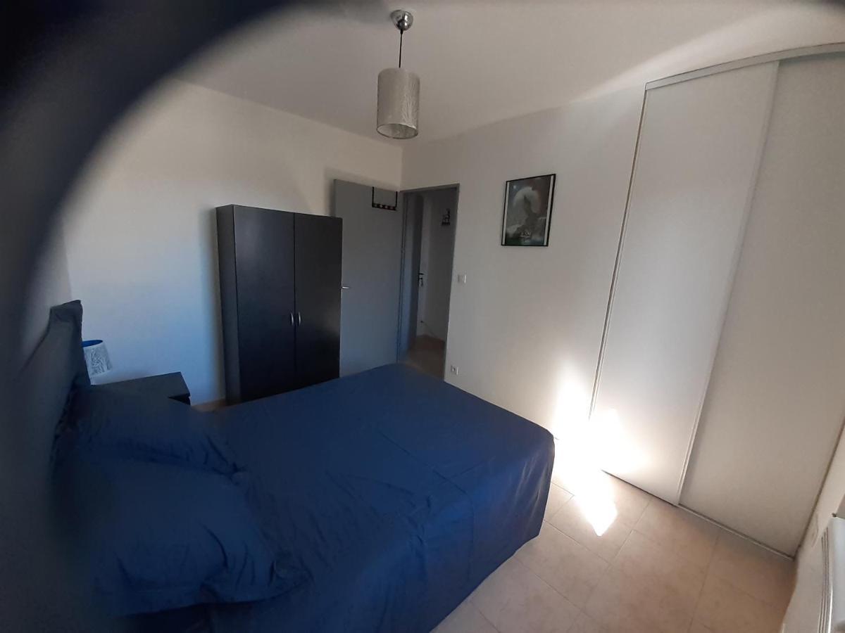Sous Le Soleil Des Alpilles Apartman Mouries Kültér fotó